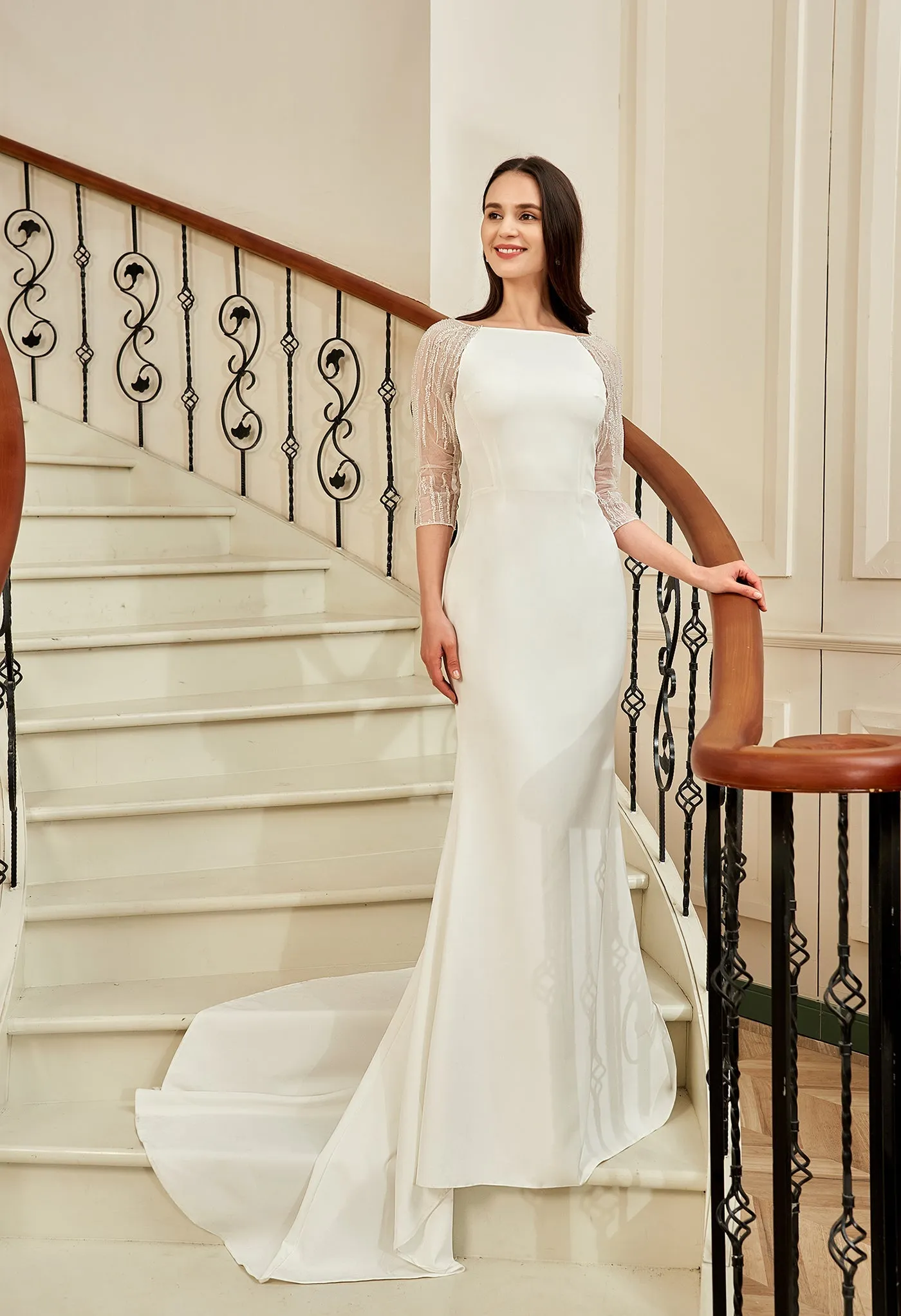 Tarlia Boat Neck Ivory Fitted Wedding Dress Size 10 Express NZ wide