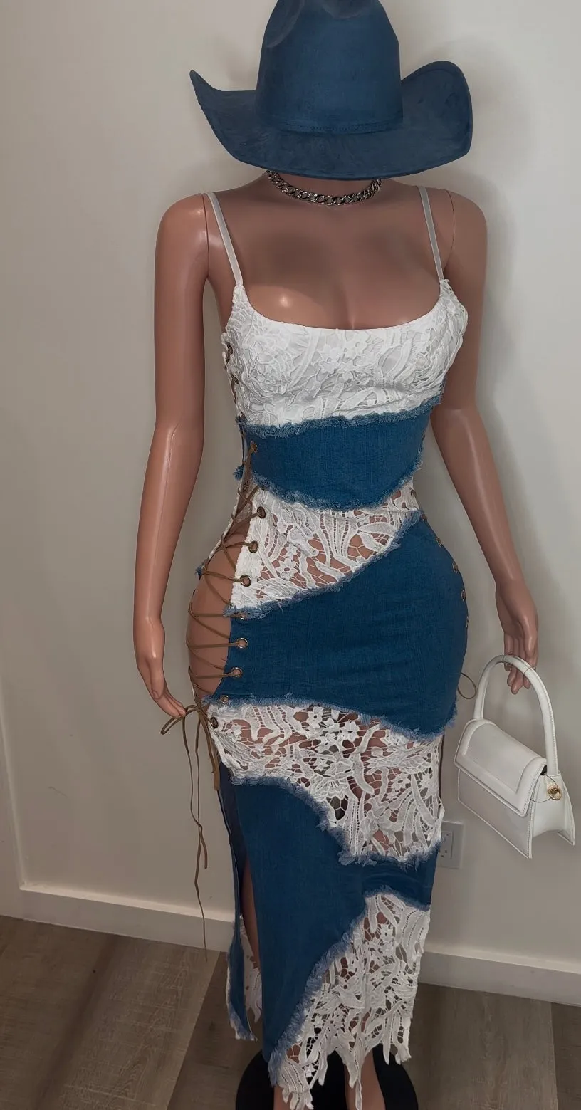 THAT DRESS