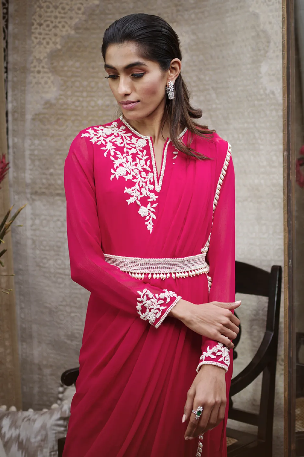 The Avizah Sari