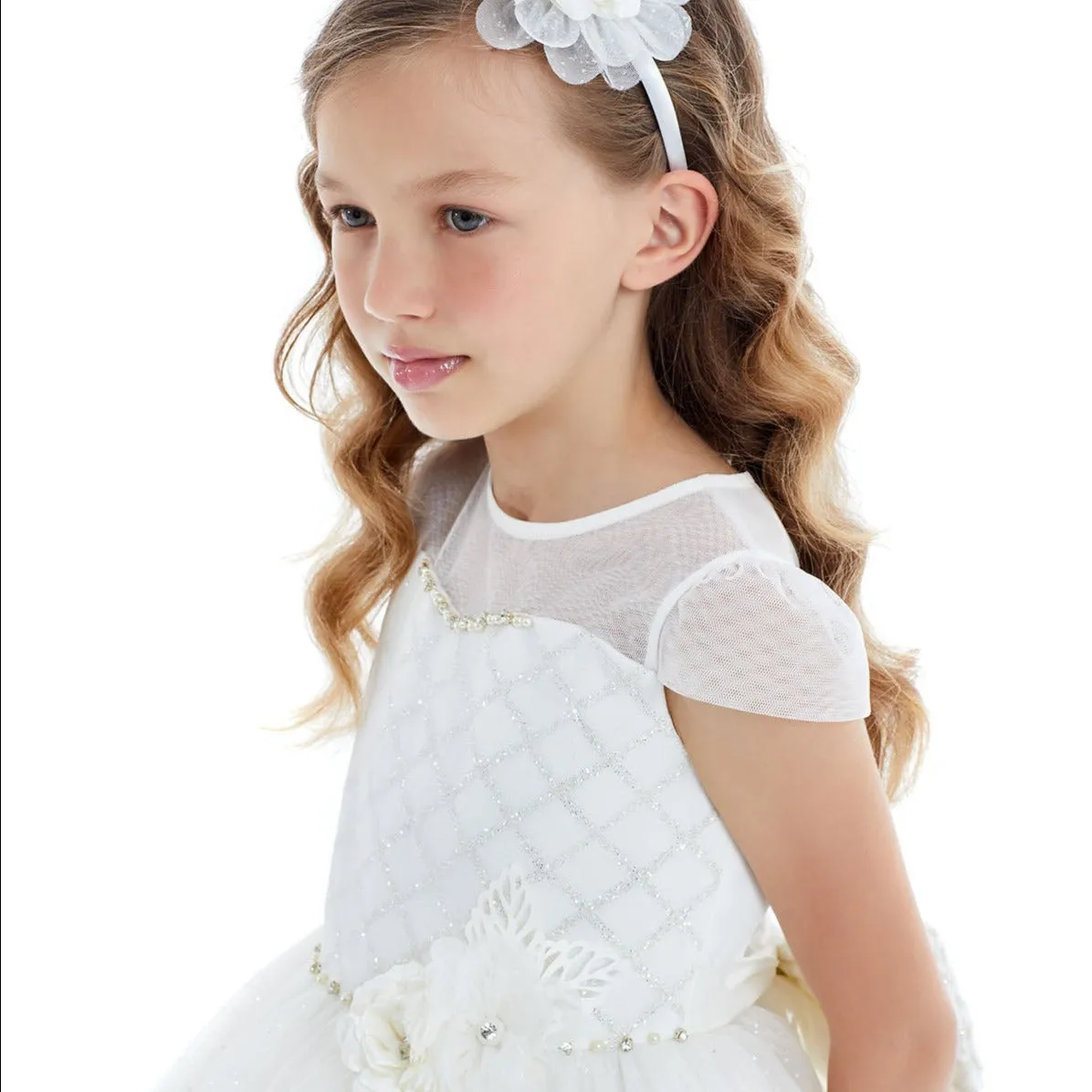 The modern princess dress for girls