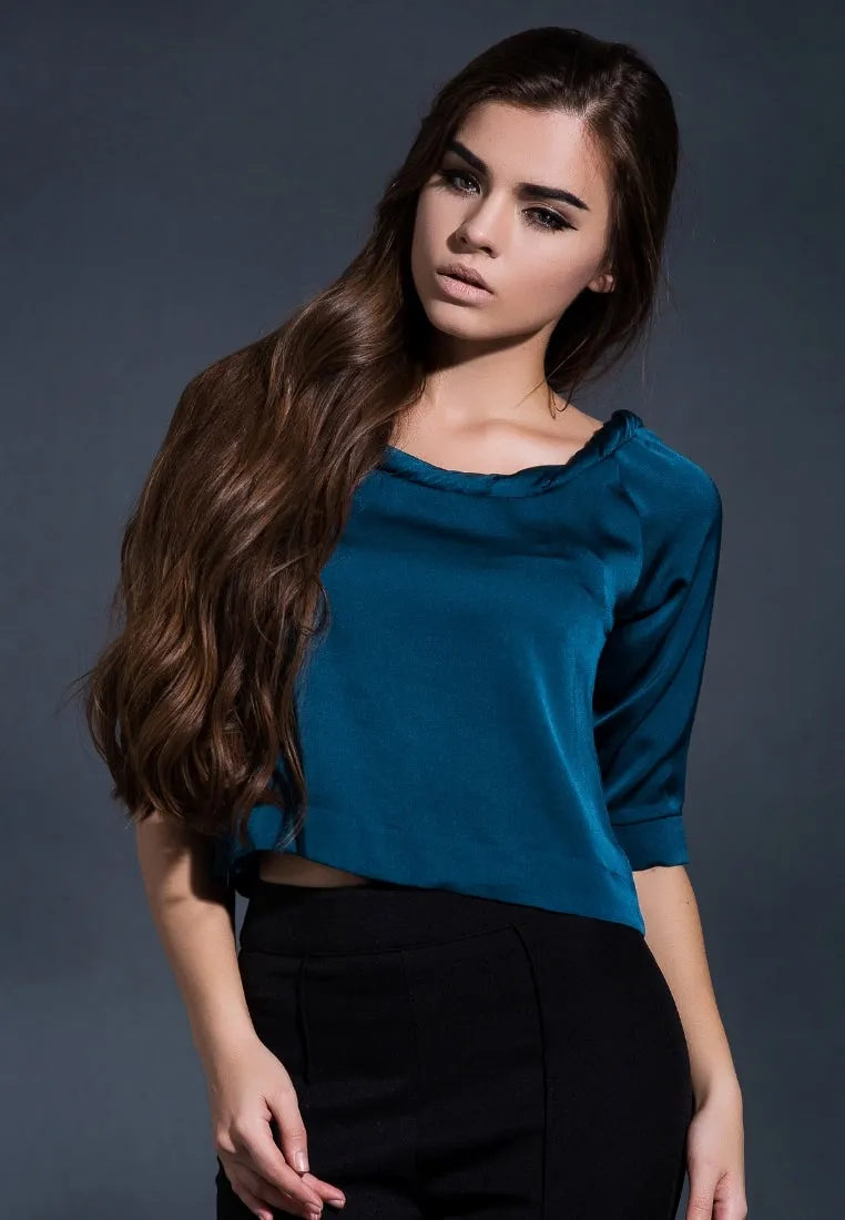 Twisted round neck cropped top