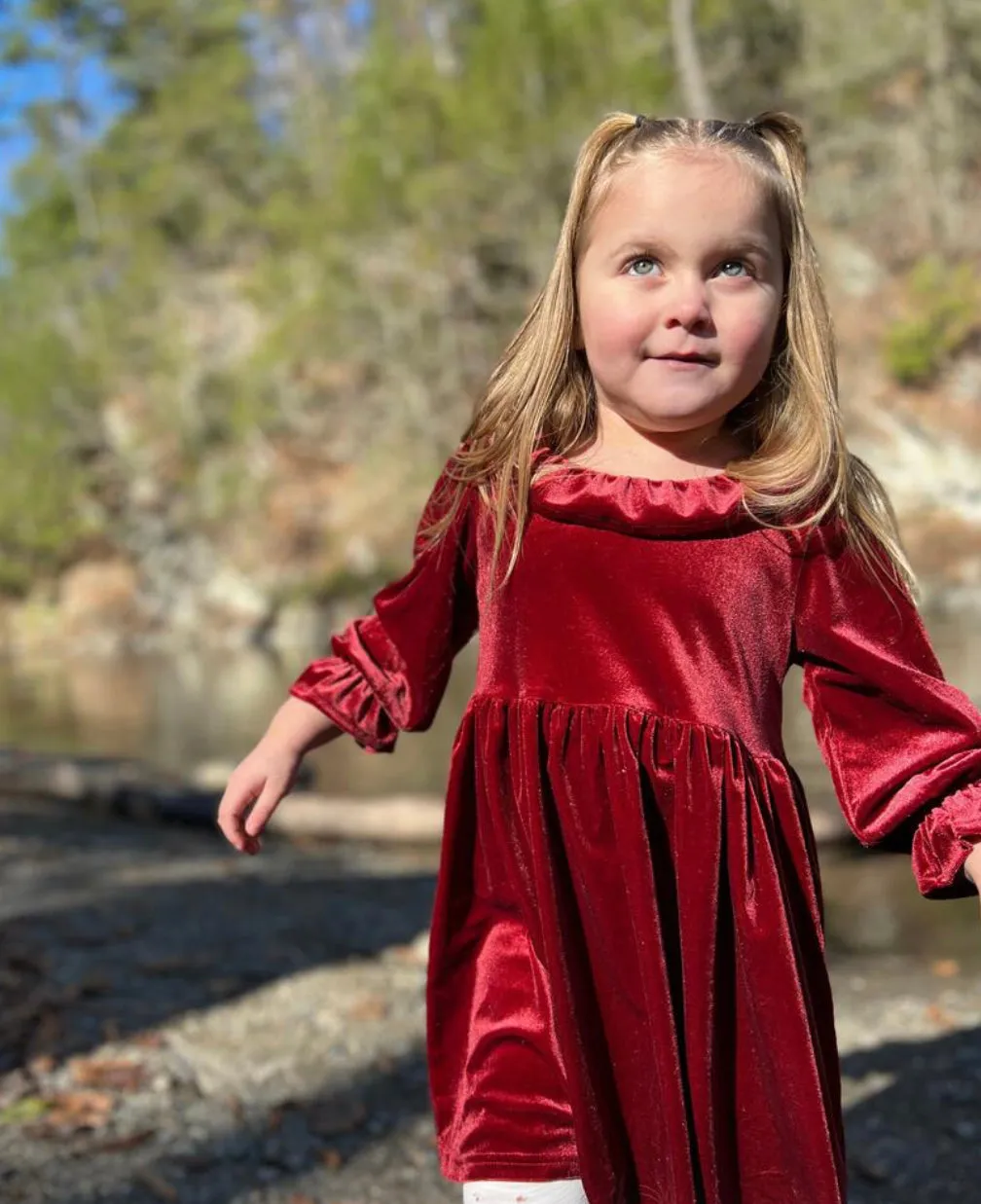 Vignette “Milly” Velvet Christmas Dress: Sizes 2 to 8 Years