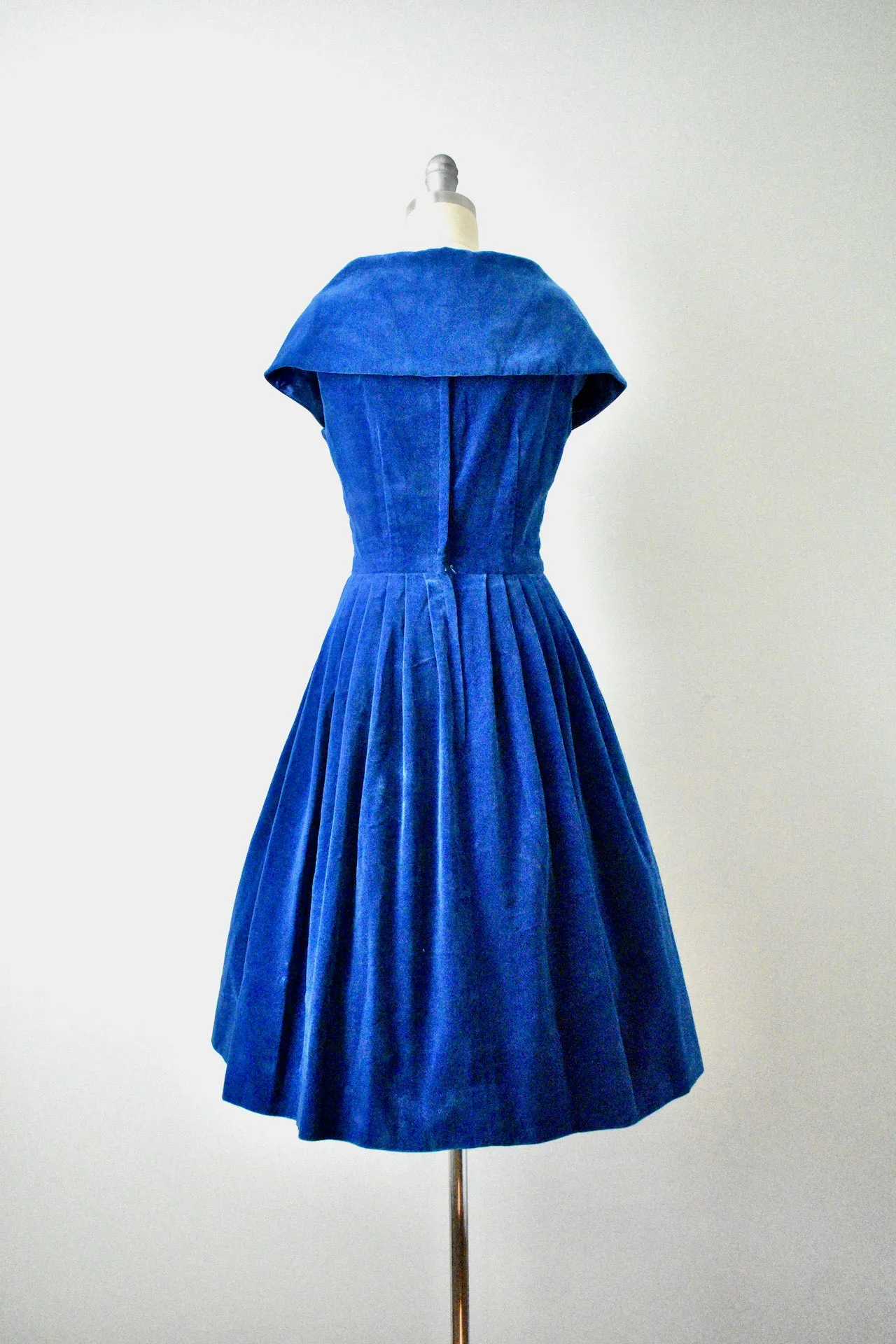 Vintage 1950s Blue Velvet Dress