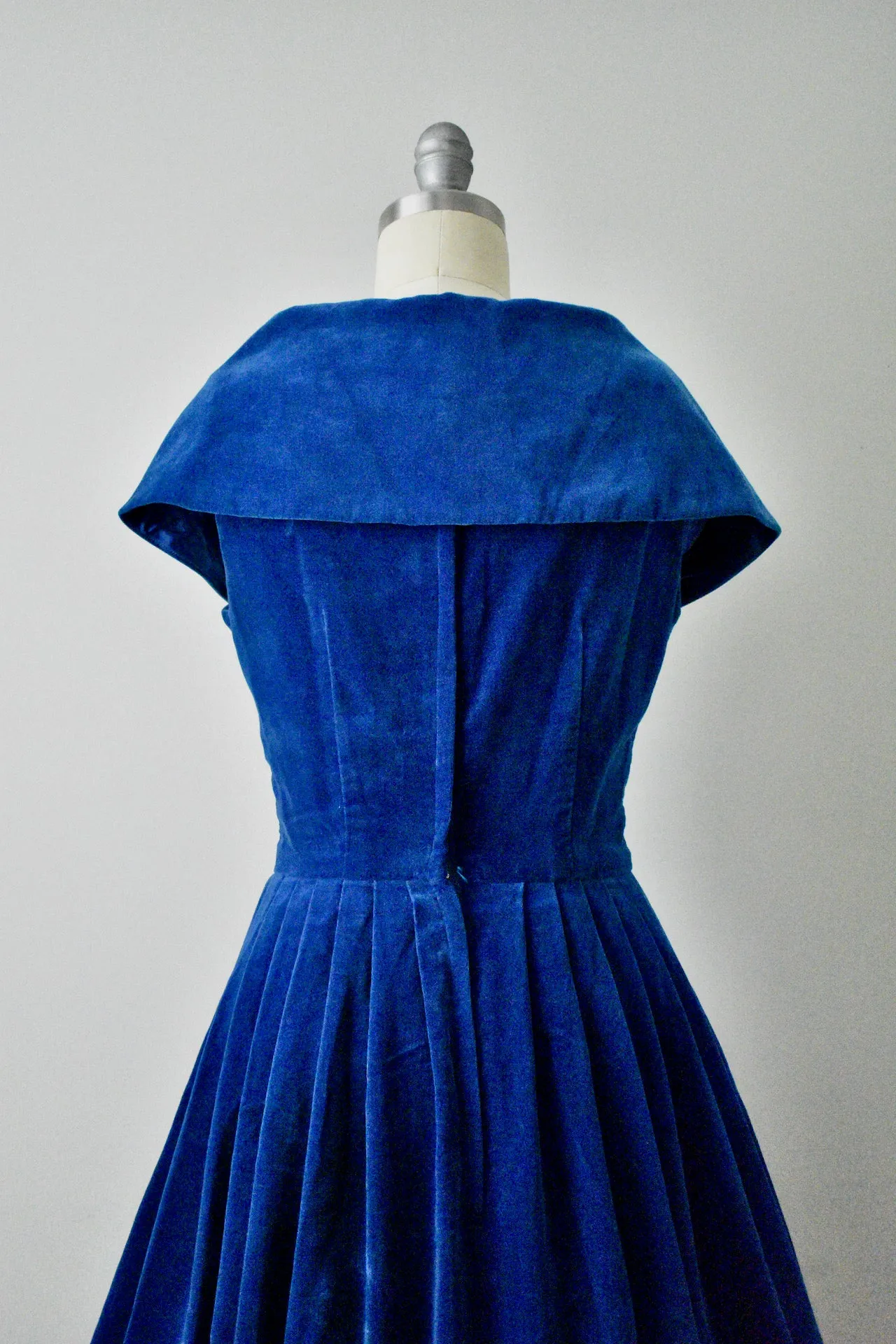 Vintage 1950s Blue Velvet Dress