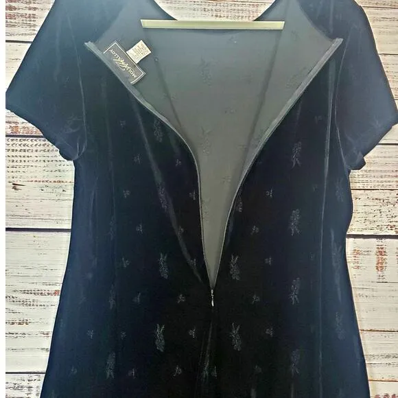 Vtg Molly Malloy 16 Black Crushed Velvet Dress Whimsigoth Subtle Floral Embossed