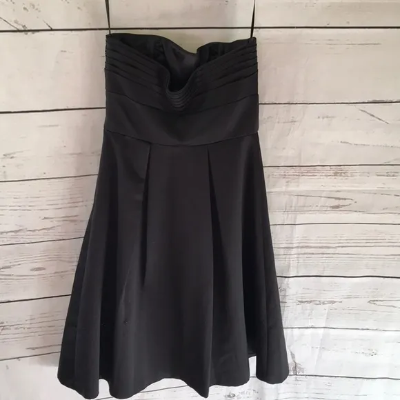 White House Black market black strapless dress 0