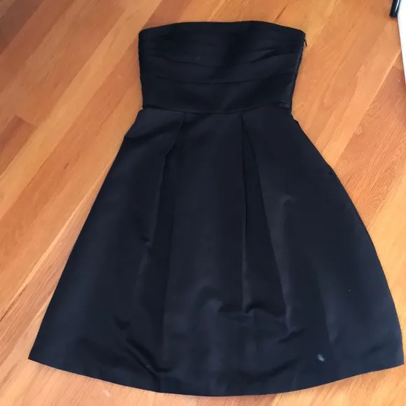 White House Black market black strapless dress 0