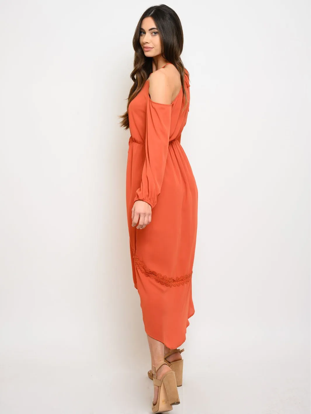 WOMEN'S QUETZAL EMBROIDERY DETAIL COLD SHOULDER MIDI DRESS