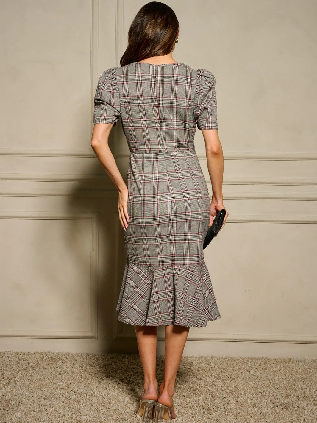 WOMEN'S SHORT SLEEVE SURPLICE RUFFLE BOTTOM HEM PLAID MIDI DRESS