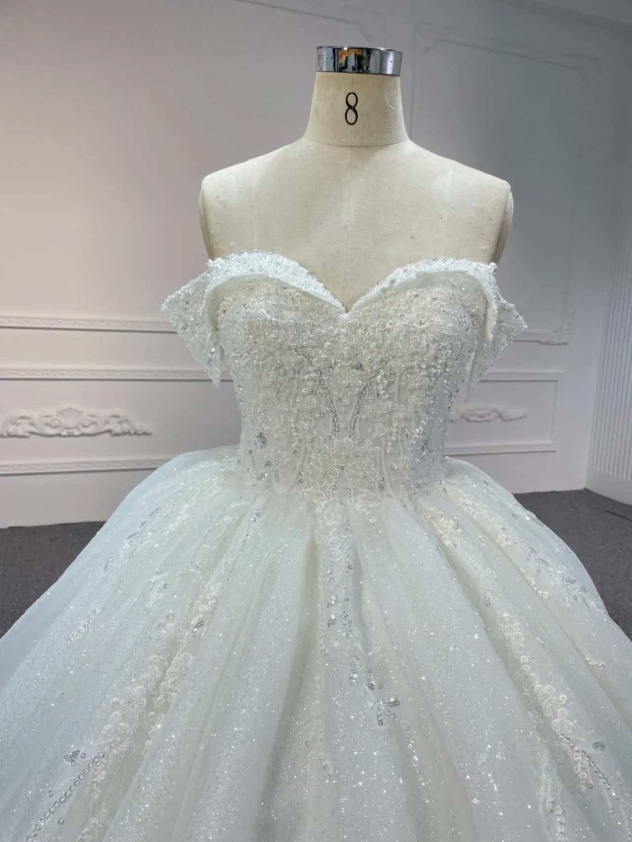 Z319-1 One-shoulder luxury beaded BALL GOWN